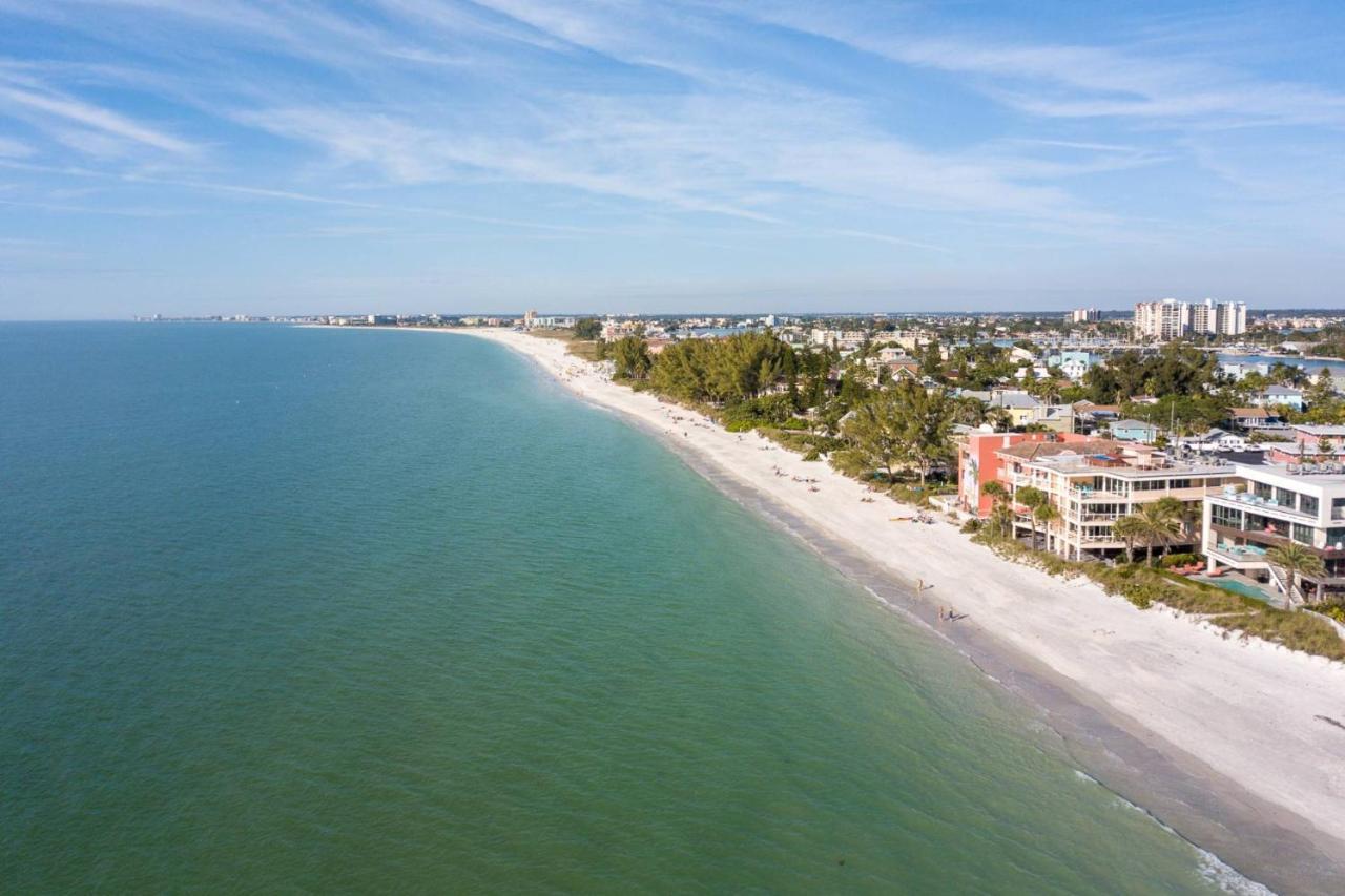 101 - Las Brisas St. Pete Beach Room photo